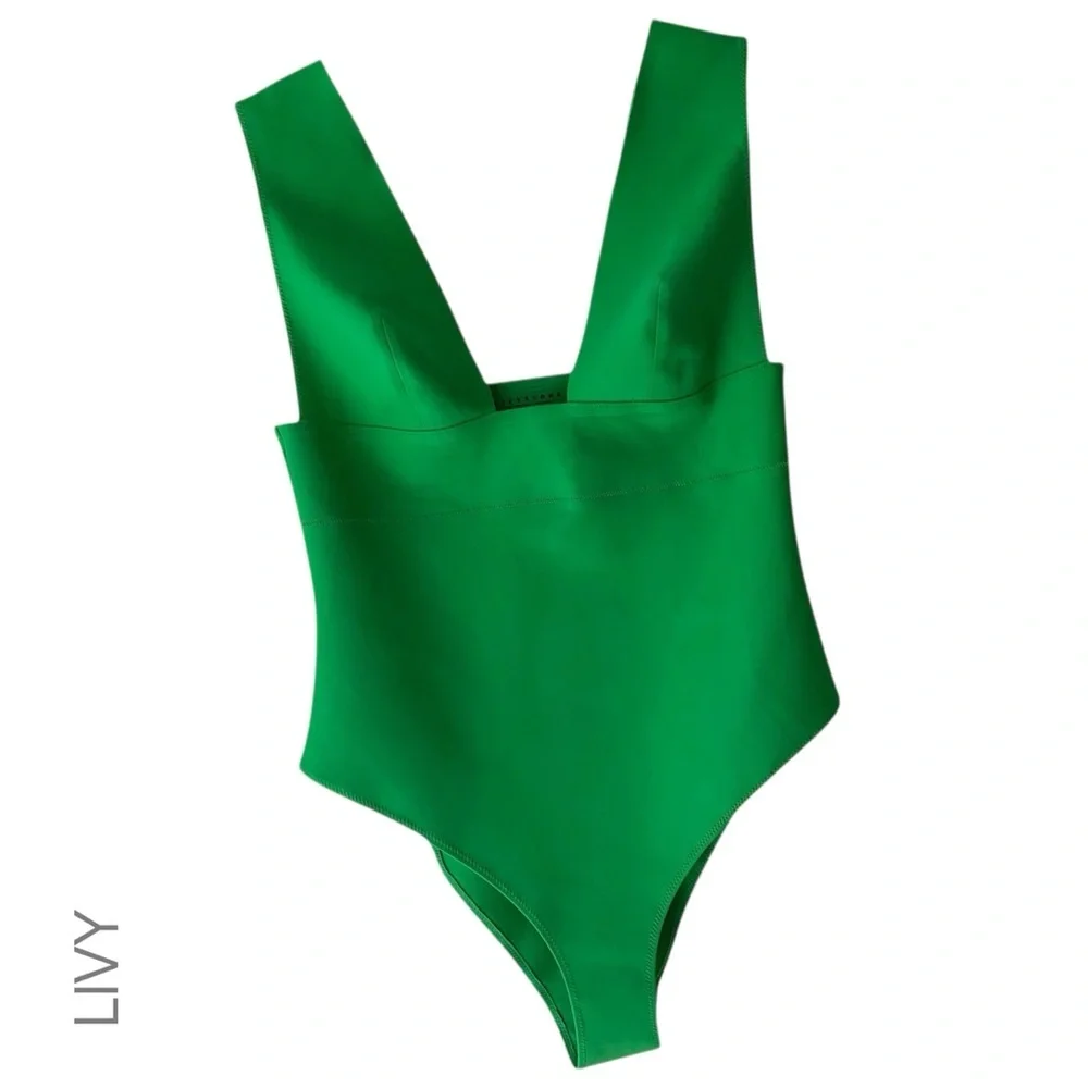 LIVY | NWOT CHELSEA PARK ONE PIECE PLUNGE SWIMSUIT EMERALD GREEN | XL